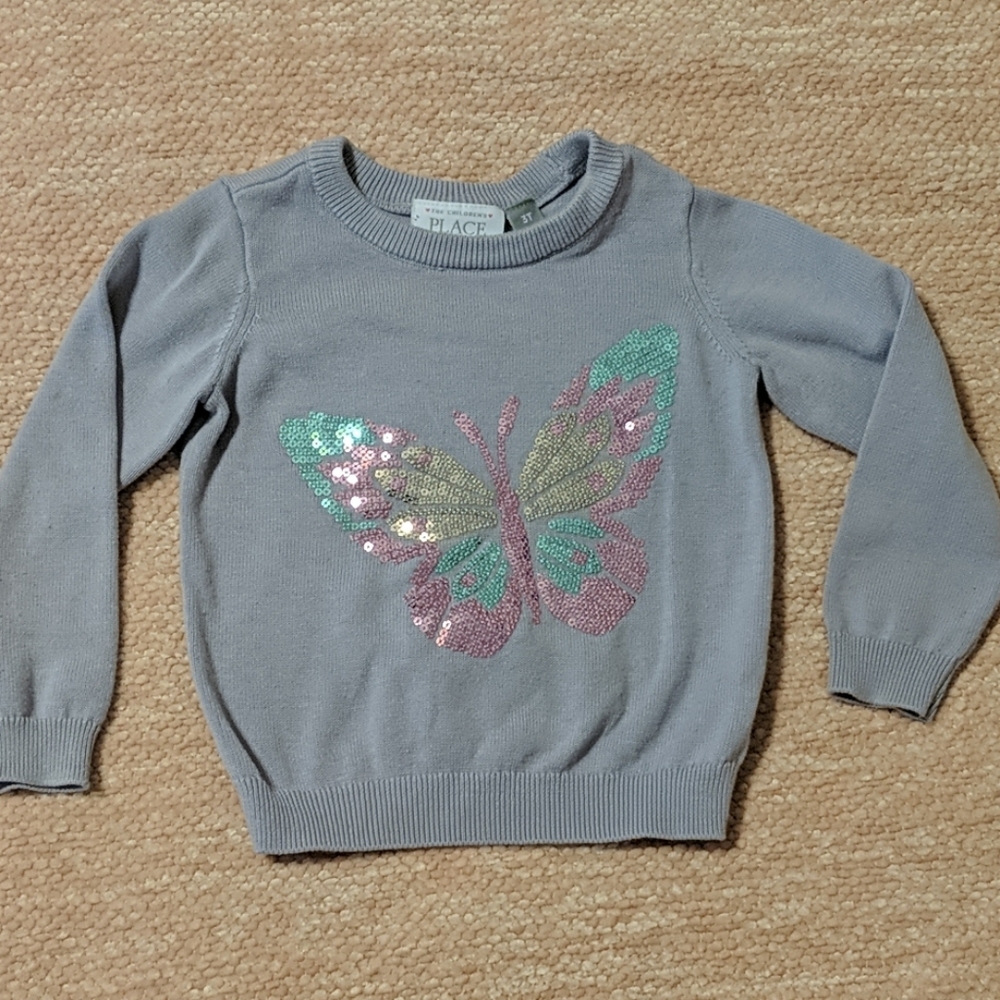 Light purple sweater with sequins butterfly